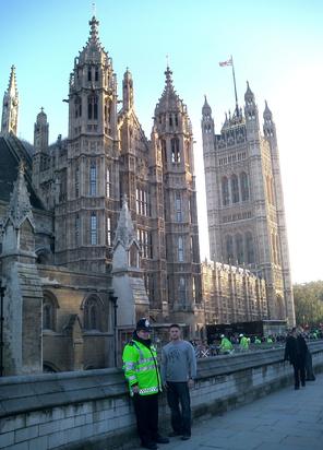 Todd Fox at London Bridge 